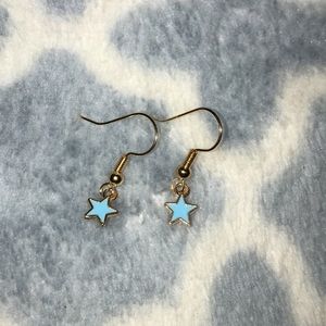 Blue star earrings